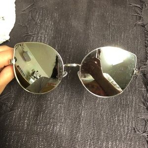 Mirrored SUNNIES